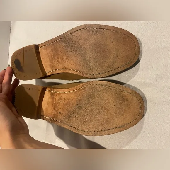 G.H. BASS Weejuns Tan Suede Nubuck Flats Penny Loafers Women’s Size 7 1/2