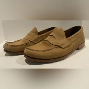 G.H. BASS Weejuns Tan Suede Nubuck Flats Penny Loafers Women’s Size 7 1/2