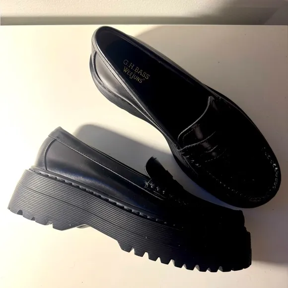 GH Bass Whitney Platform Loafers NWOT