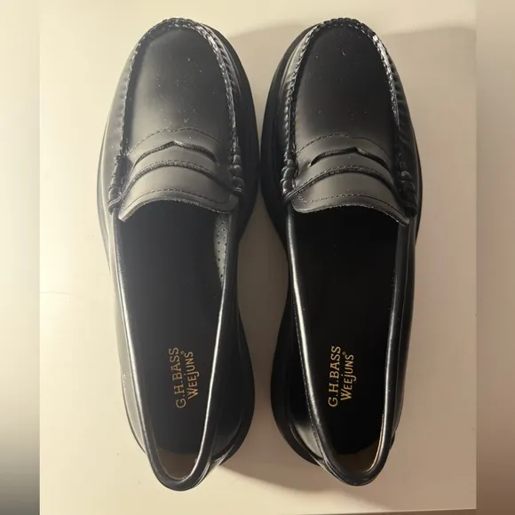 GH Bass Whitney Platform Loafers NWOT