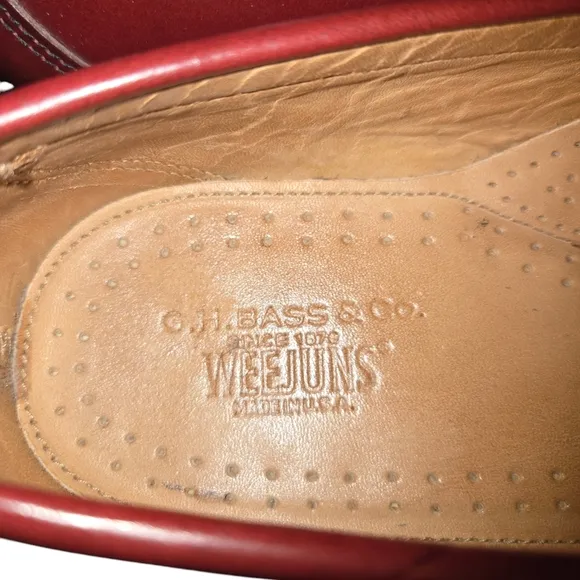 G.H.Bass &amp; Co.VTG USA Made Weejuns Layton Burgundy Kiltie Tassel Loafers Sz 10.5