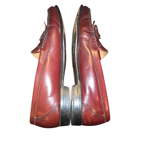 G.H.Bass &amp; Co.VTG USA Made Weejuns Layton Burgundy Kiltie Tassel Loafers Sz 10.5