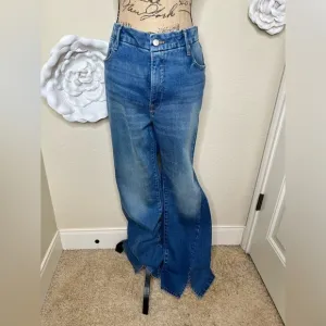 Good American Good Legs Twisted Front Slit Flare Jeans in Indigo Sz 14/32