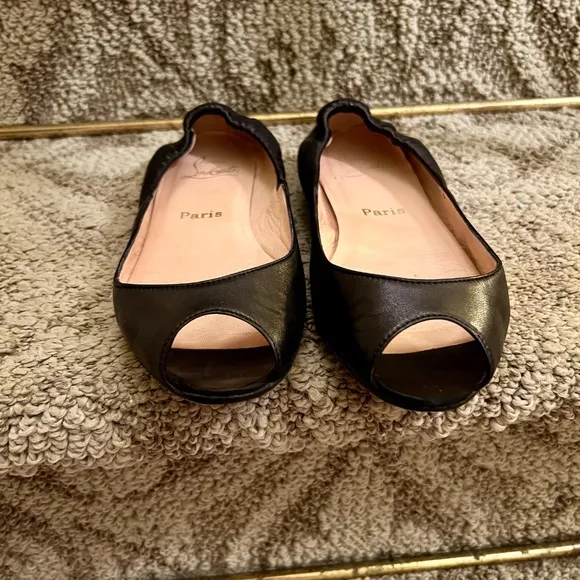 GUC Christian Louboutin Black Kid Leather Peep Open Toe Ballet Flats Size 37 / 7