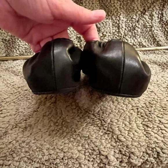 GUC Christian Louboutin Black Kid Leather Peep Open Toe Ballet Flats Size 37 / 7