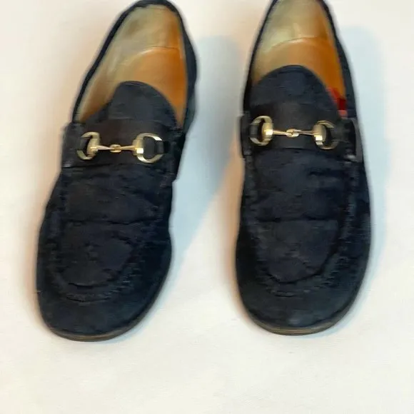 Gucci Monogrammed Black Horsebit Loafers size 9