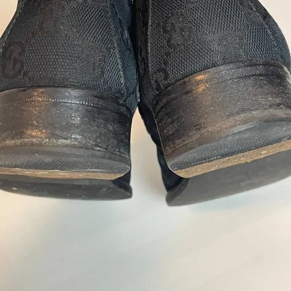 Gucci Monogrammed Black Horsebit Loafers size 9