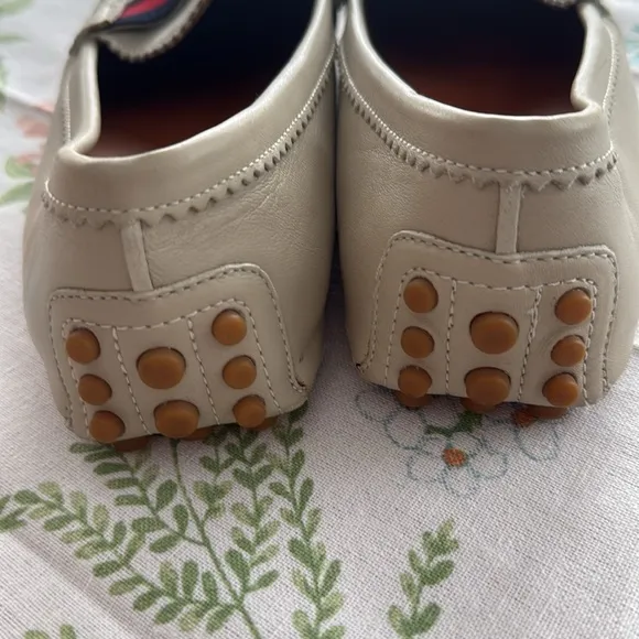 Gucci woman’s  Cream Loafers with Red and Black Stripe EUC