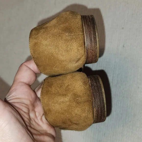Henry Beguelin tan suede leather loafers sz 38.5 - 8.5