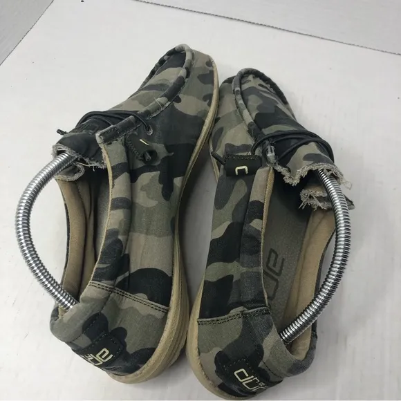Hey Dude Loafers Wally Mens Size 11 Camouflage Camo Slip On Shoes