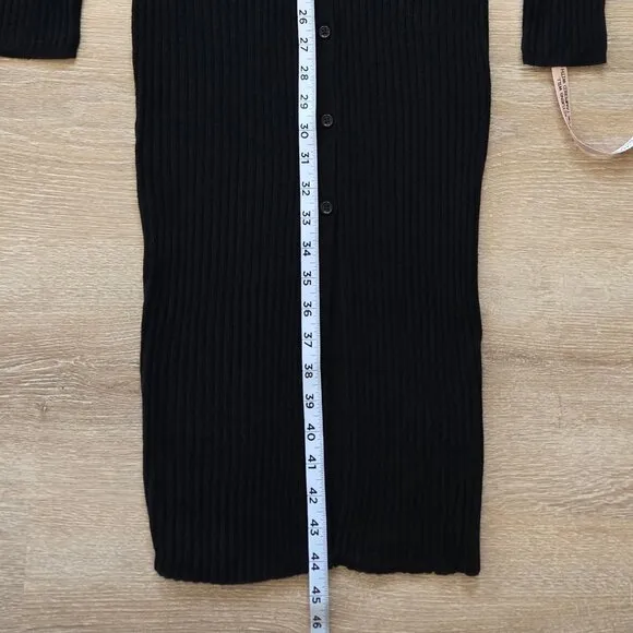 House of CB Raine Faux Fur Trim Ribbed Knit Button Dress Medium New With Tags