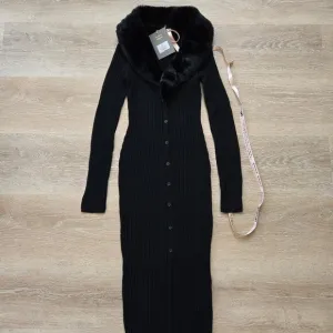 House of CB Raine Faux Fur Trim Ribbed Knit Button Dress Medium New With Tags