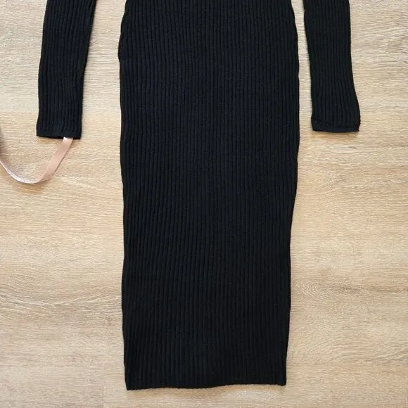 House of CB Raine Faux Fur Trim Ribbed Knit Button Dress Medium New With Tags