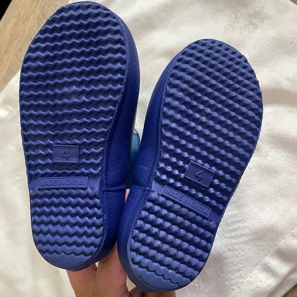 Hunter Kids First classic size 4 in color Bitter Indigo / Borealis Blue
