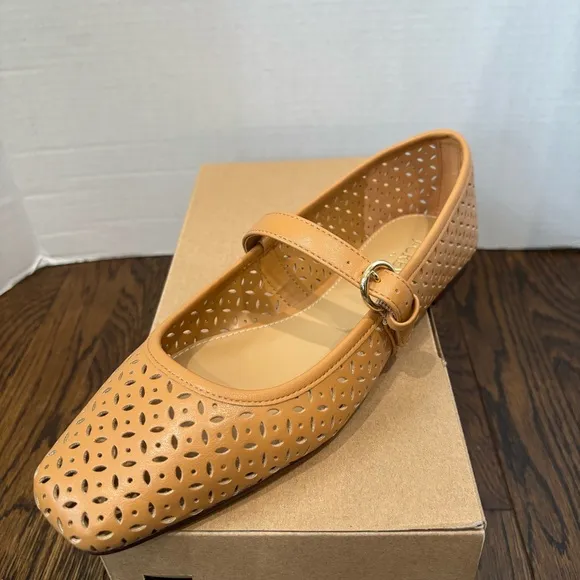 J. Crew Tan Perforated Mary Jane Flats SZ 9 Color Camel