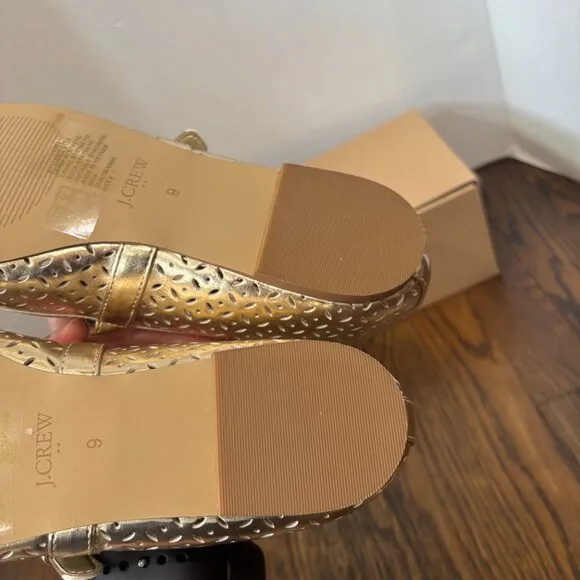 J. Crew Tan Perforated Mary Jane Flats SZ 9 Color Gold