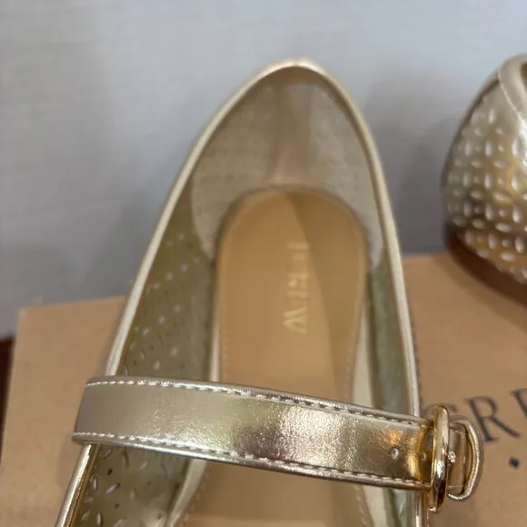 J. Crew Tan Perforated Mary Jane Flats SZ 9 Color Gold