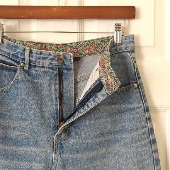 Jag 90's Vintage Classic Medium Wash High Waisted Tapered Leg Denim Mom Jeans 12