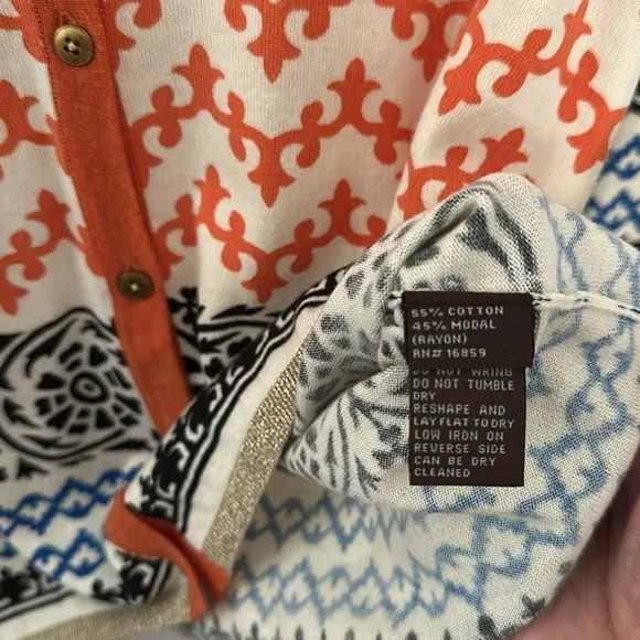 J.McLaughlin quiet luxury v-neck cardigan, cream, orange &amp; blue patterns, small