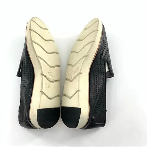 Johnston and Murphy flats sz 6 black laser cut leather flatform loafers academia