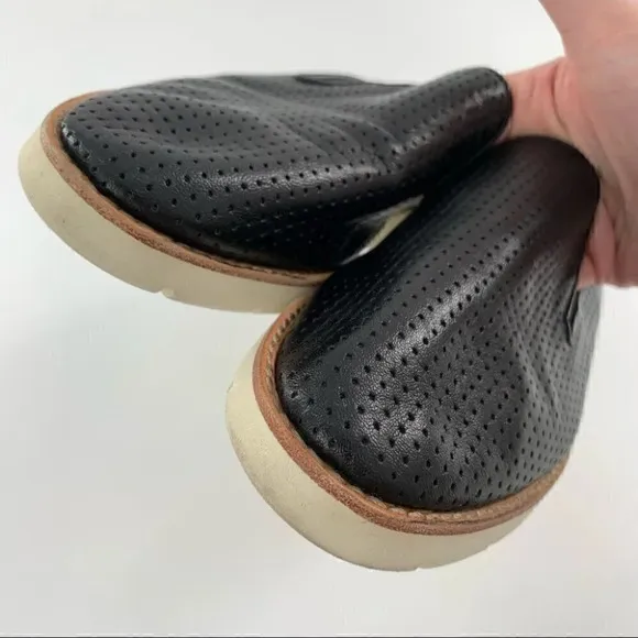 Johnston and Murphy flats sz 6 black laser cut leather flatform loafers academia
