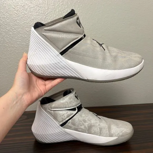 Jordan Why Not Zer0.1 Size 11 Tech Grey Black White Orange Melon Tint Sneakers