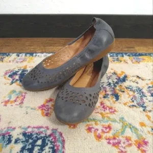 𝅺JOSEF SEIBEL Pippa leather flats Womens size 36