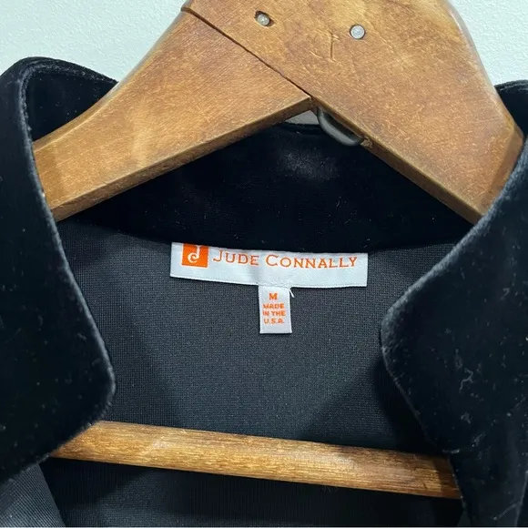 JUDE CONNALLY Kate stretch velvet mini tunic shift dress in black v-neck size