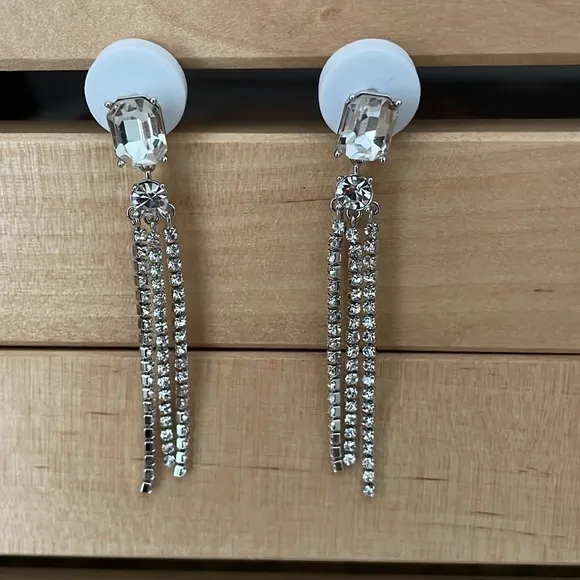 KAY UNGER Bella Strapless Hi-lo Hem Gown   free Gorjana earrings ($80)
