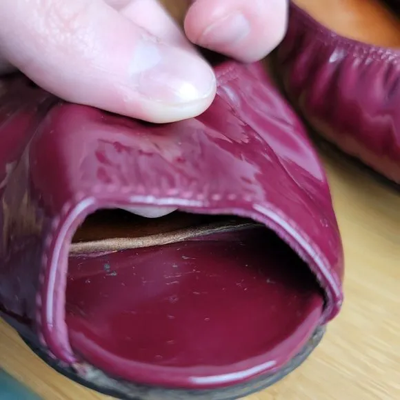 Lanvin Paris Burgandy Patent Leather Slip On Ballet Flats Shoes Size 37 EU 6 US