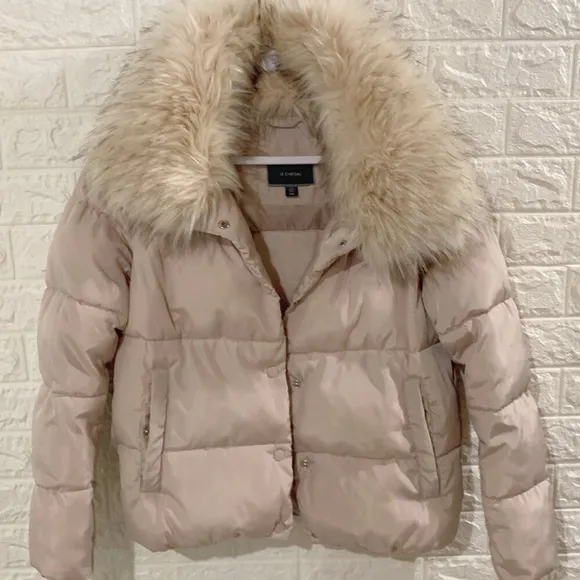 LE CHATEAU Women's Hooded Down Jacket Leather Collar White Down Jacket Tight War