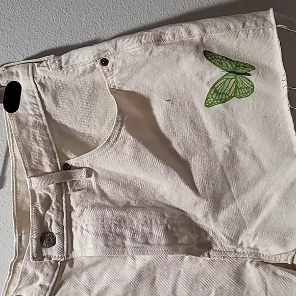 LEVI 501 HIGH RISE CREAM CUT OFF BOHEMIAN BUTTERFLY PRINT JEAN SHORTS WOMENS W33