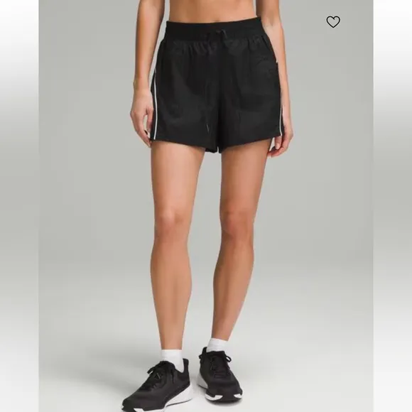 License to Train High-Rise Lightweight Short 4&quot;