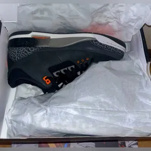 ♦️LIKE-NEW♦️ Jordan 3 ‘Fear Pack’, Men’s Size 13 / Women’s Size 14.5