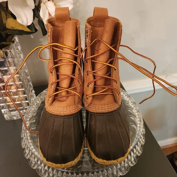 L.L.Bean Classic 8&quot; Bean Boots - Size 6 - Like New