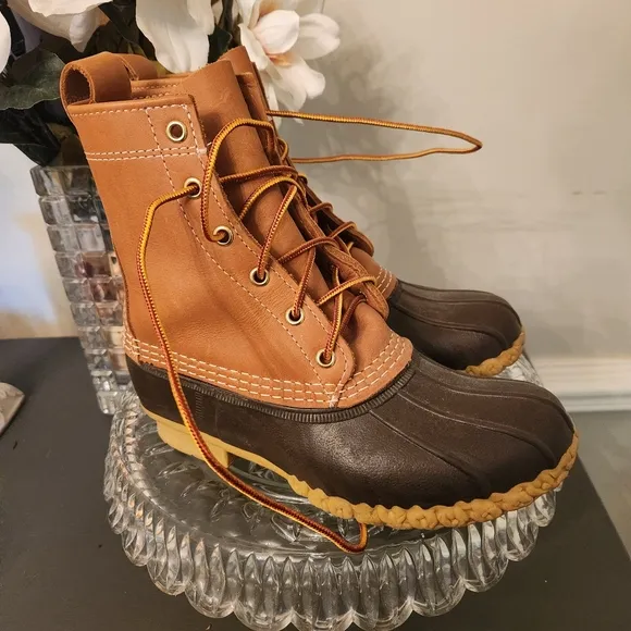 L.L.Bean Classic 8&quot; Bean Boots - Size 6 - Like New