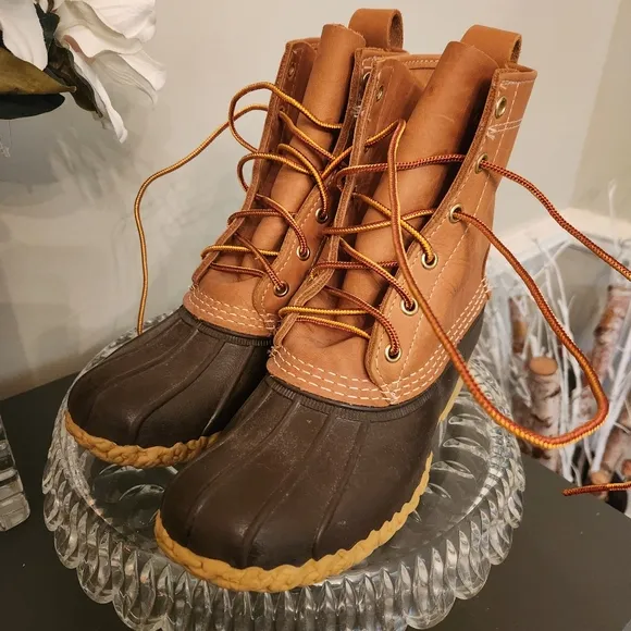 L.L.Bean Classic 8&quot; Bean Boots - Size 6 - Like New