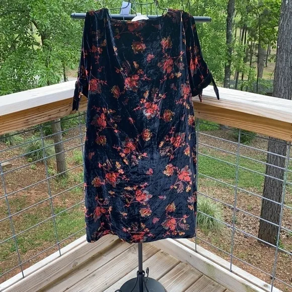 Loft Asian Inspired Floral Velvety Shift Dress Loose Fit Soft Above Knee Large