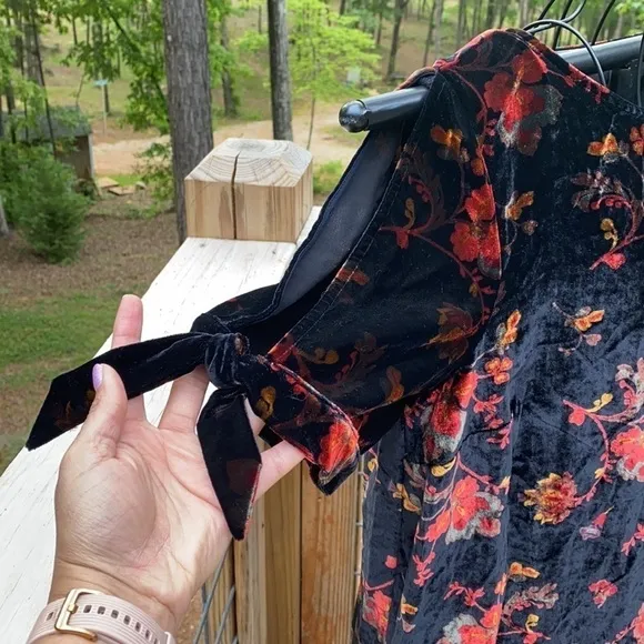 Loft Asian Inspired Floral Velvety Shift Dress Loose Fit Soft Above Knee Large