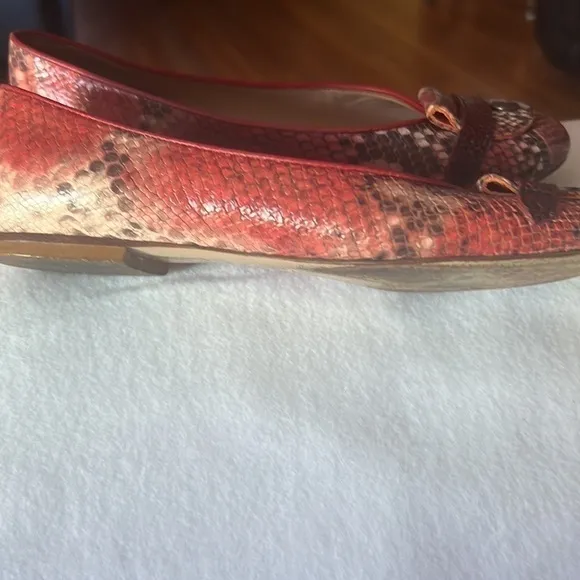 🥰😍LONGCHAMP Snake Print Leather Ballet Flats Flap Front Women's 36 EU / 6US😎