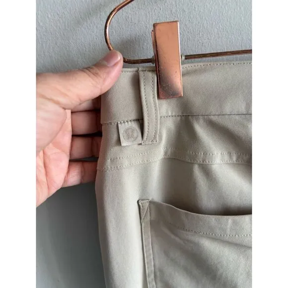 Lululemon Mens ABC Classic Fit 5 Pocket Slim Fit Warpstreme Pants Beige Sz 33