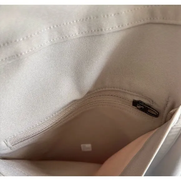 Lululemon Mens ABC Classic Fit 5 Pocket Slim Fit Warpstreme Pants Beige Sz 33