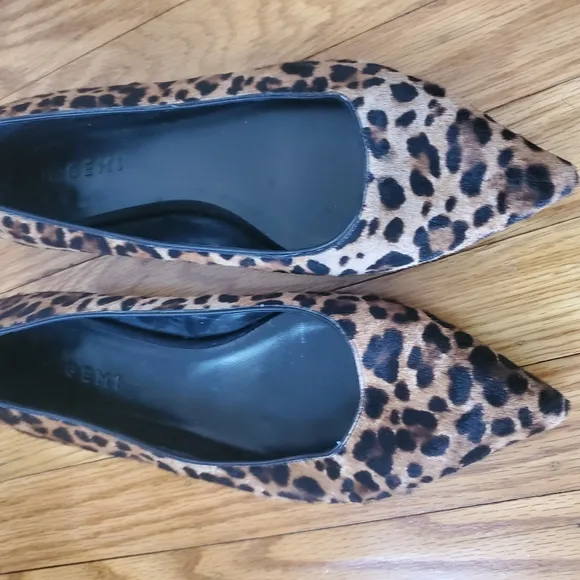 M. Gemi Made In Italy Faux Fur Leopard Print  Women's Flats Sz 9.5