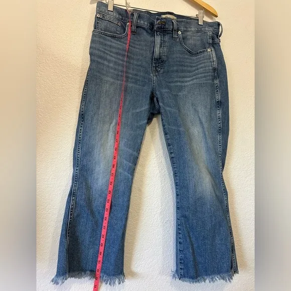 Madewell Cali Demi Bootcut Jeans in Blue Denim- Size 32 petite