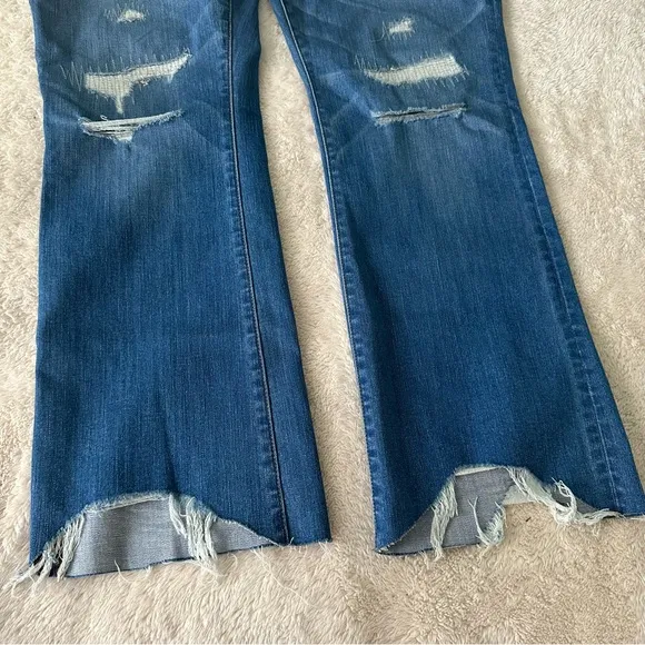 Madewell Cali Demi High Rise Button Front Cropped Distressed Jean in Bronson 28