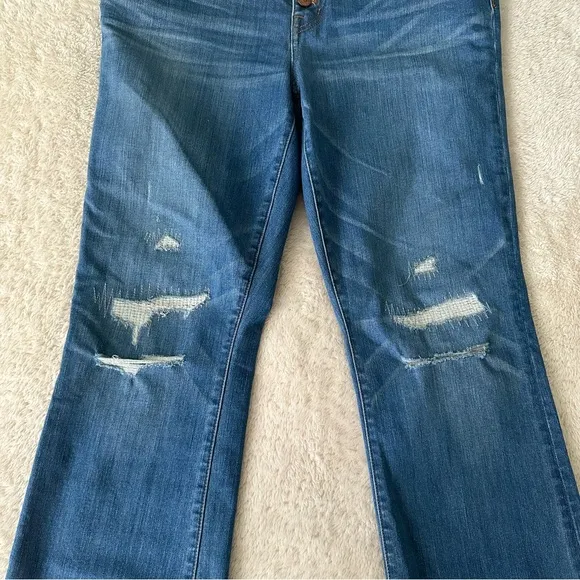 Madewell Cali Demi High Rise Button Front Cropped Distressed Jean in Bronson 28
