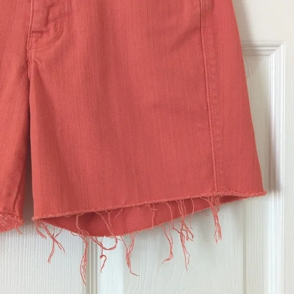 Madewell Classic Relaxed Mid Rise Cut Off Frayed Hem Jean Shorts Coral Pink 26