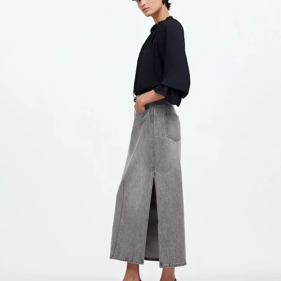 Madewell Gray Denim Maxi Skirt Size 24 High-Waisted Buttoned NWT
