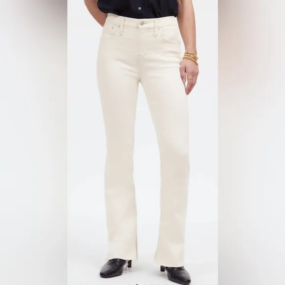 Madewell Kick Out Flare Jeans Size 31 NWT Ecru Raw Hem Full Length