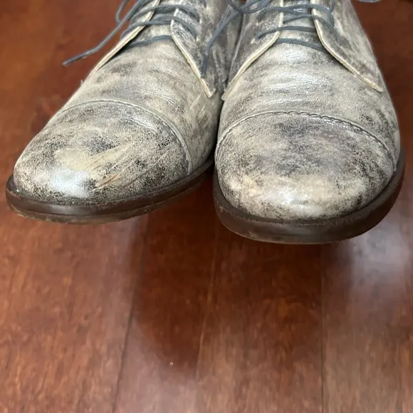 Madewell Serge Distressed Silver Leather Lace Up Flats, Leather Lining, Size 7.5
